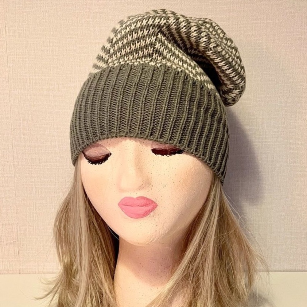 LOF, Love of Fashion in NY, Chevron Knit Hat Cap Beanie, Gray & Ivory, N…